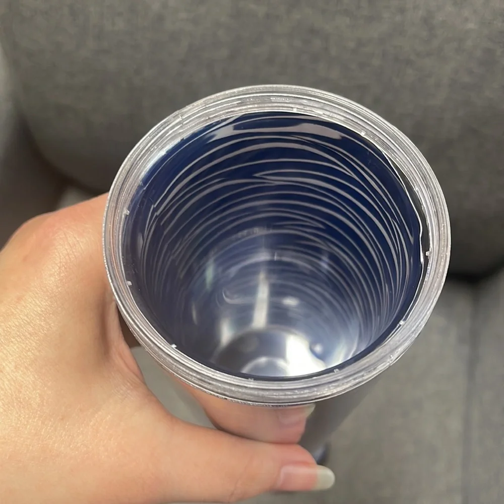 Lilly Pulitzer Tusk in Sun Navy Thermal Mug
